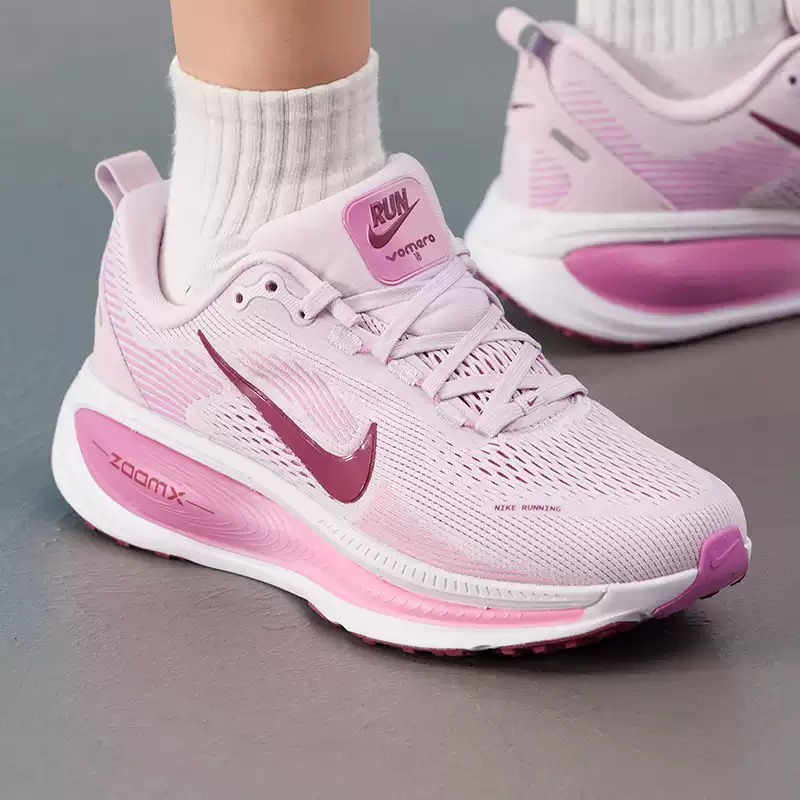 Nike Women's Shoes Original Li - огляд і ціна Lightweight Road Running Shoes